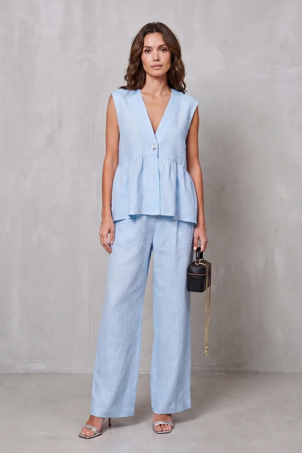 Soft peplum elegance – Two-piece trouser set