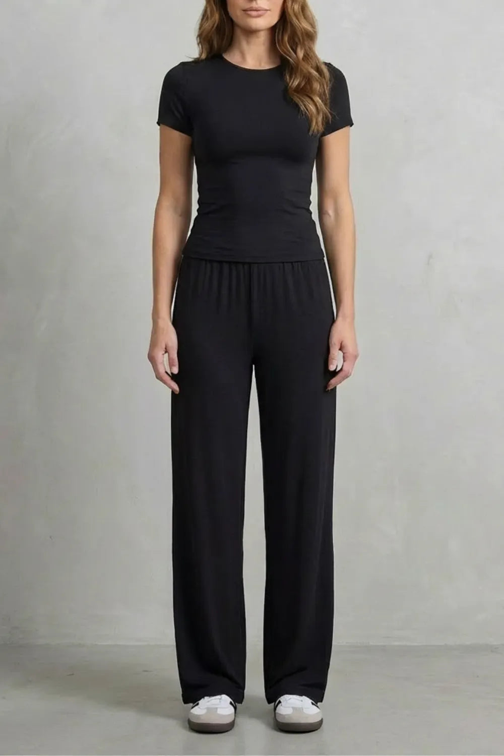 Sleek Simplicity – Pure Color Wide-Leg Pants Suit