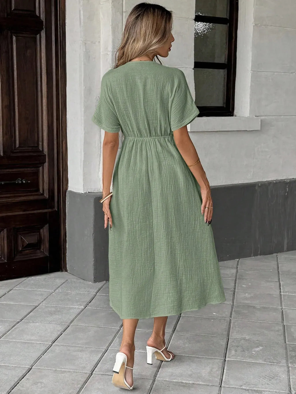 🔥Women's Summer Solid Color V-Neck Cotton Dress