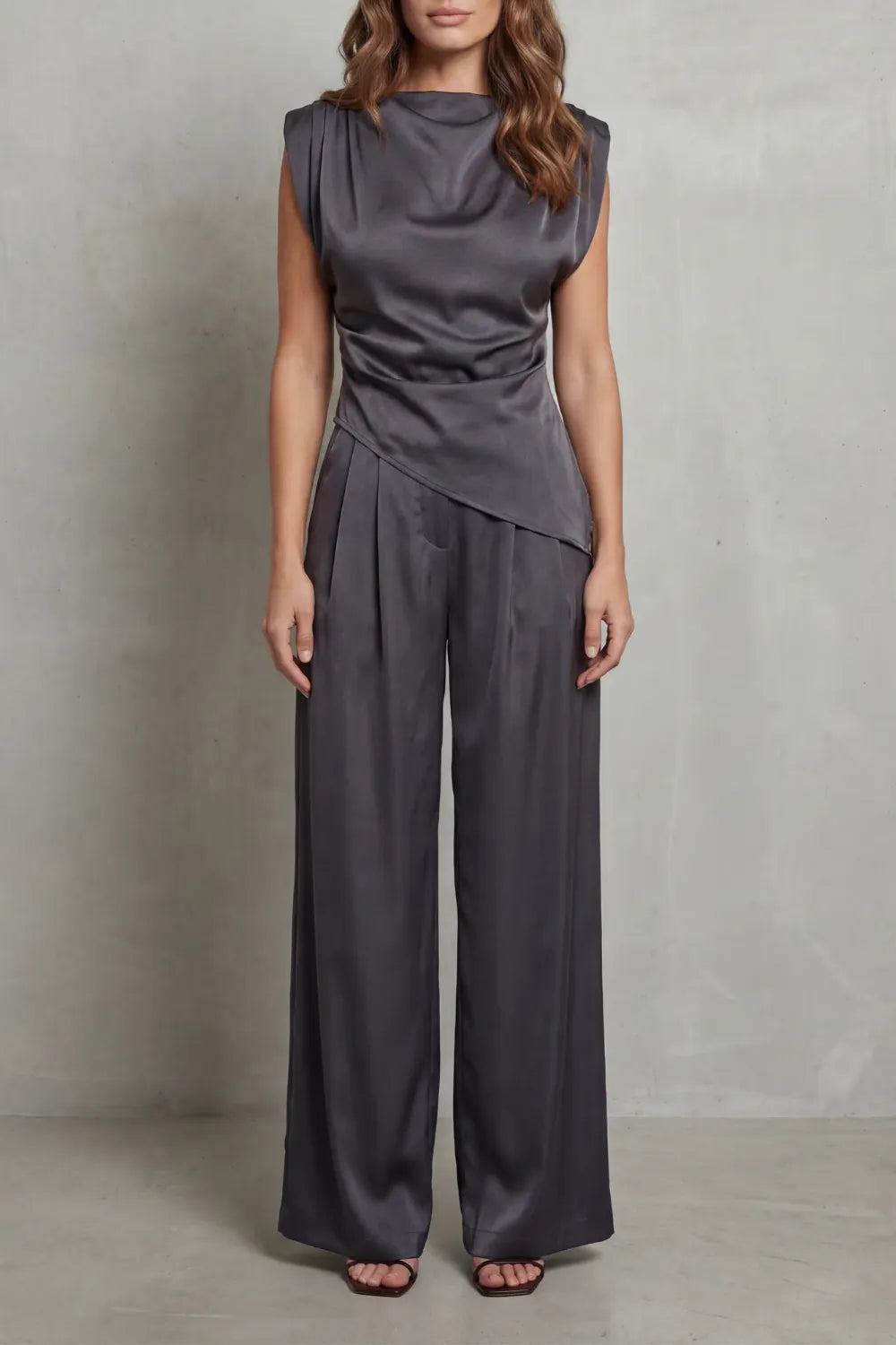 Draped waist detail – Casual elegance set