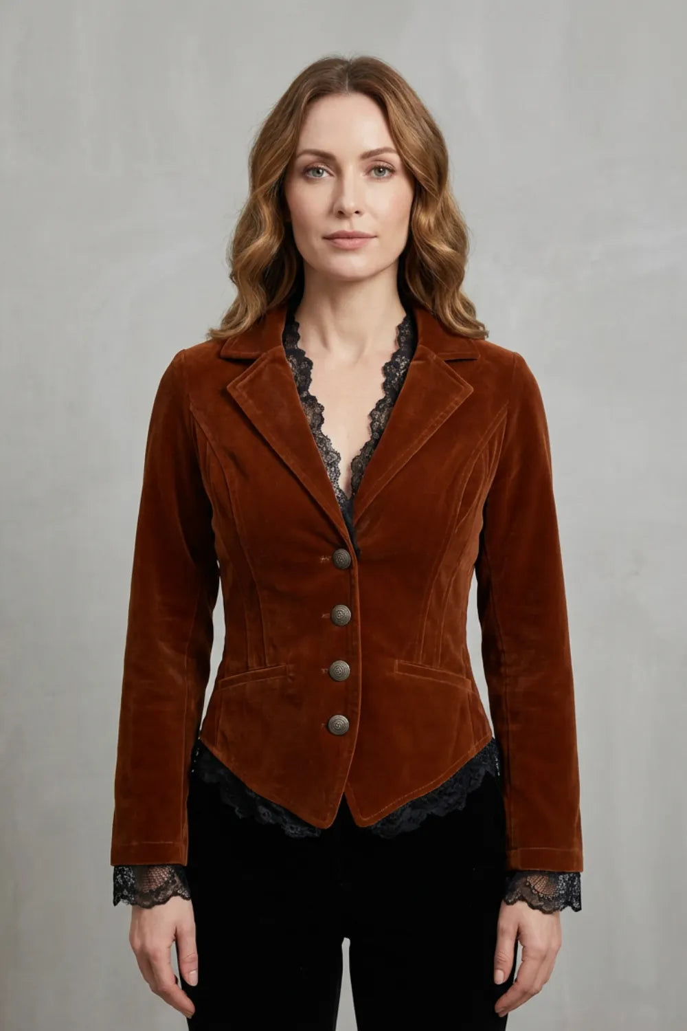Tailored lace accent – Velvet blazer