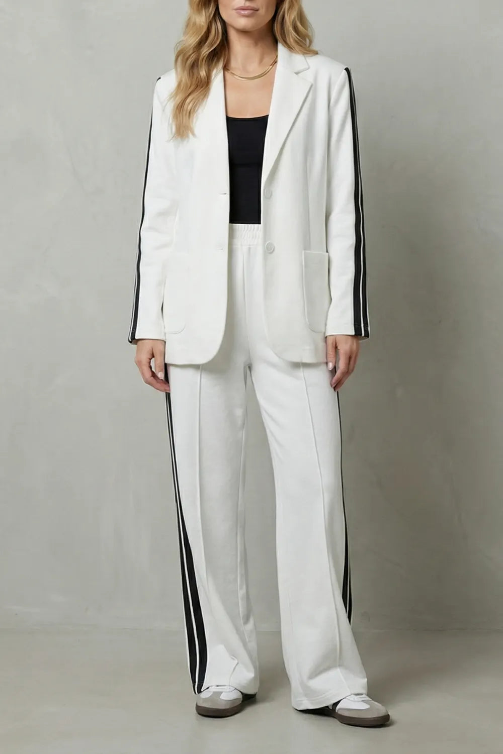 Sporty tailored contrast – Two piece set