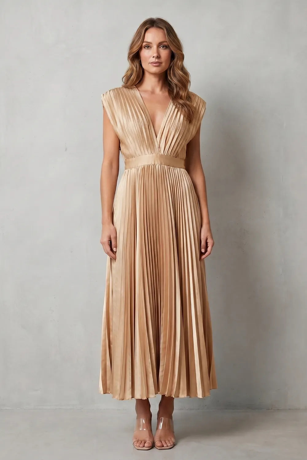 Flowing pleated elegance – Midi dress