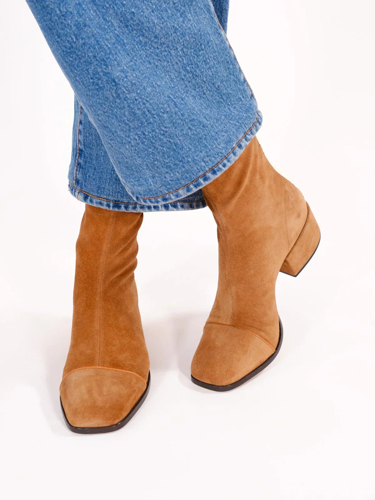 Lily | Elegant Suede Ankle Boots