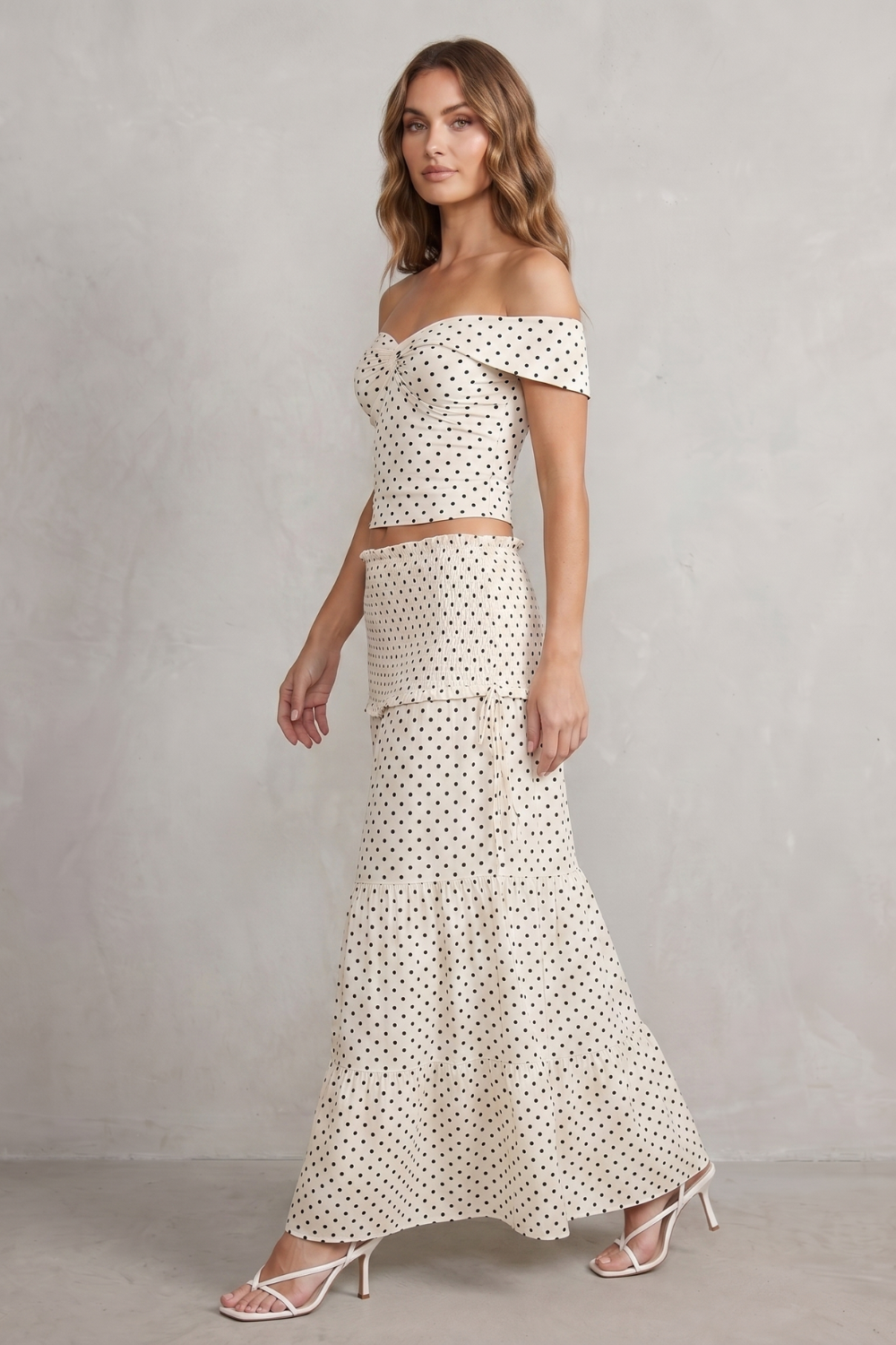 Polka dot romance – Skirt set