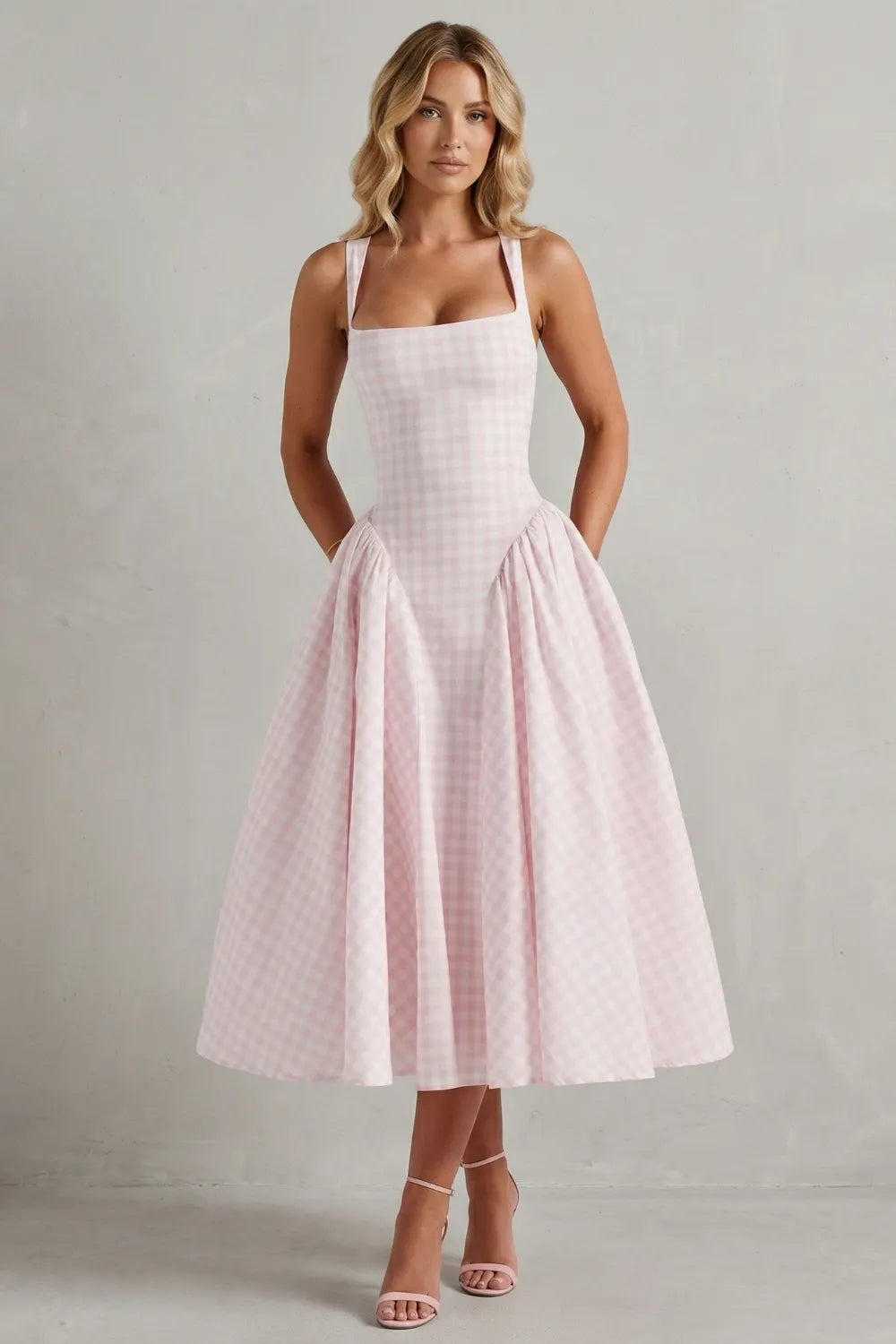 Gingham summer charm – Midi dress