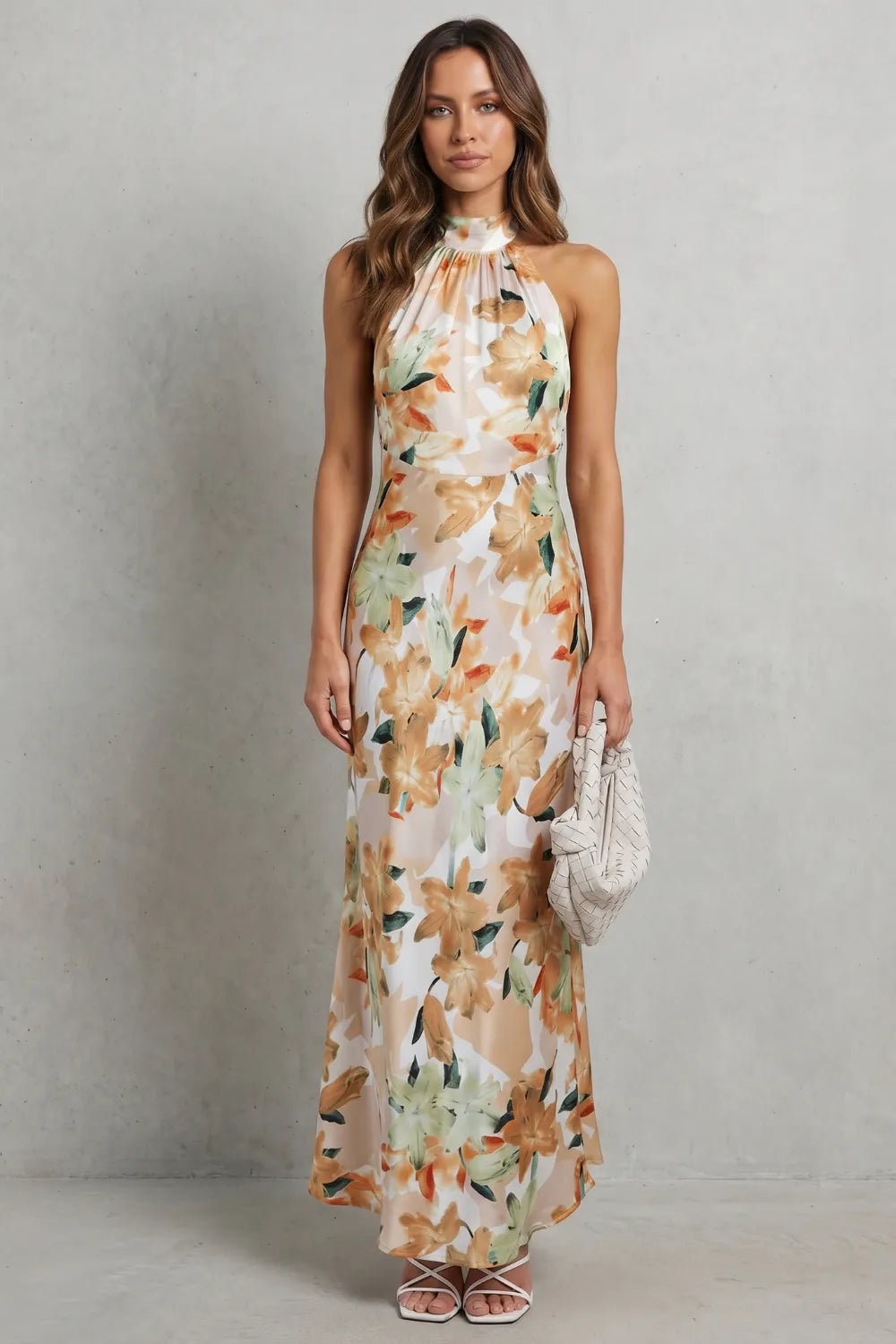 Floral halter elegance – Maxi dress