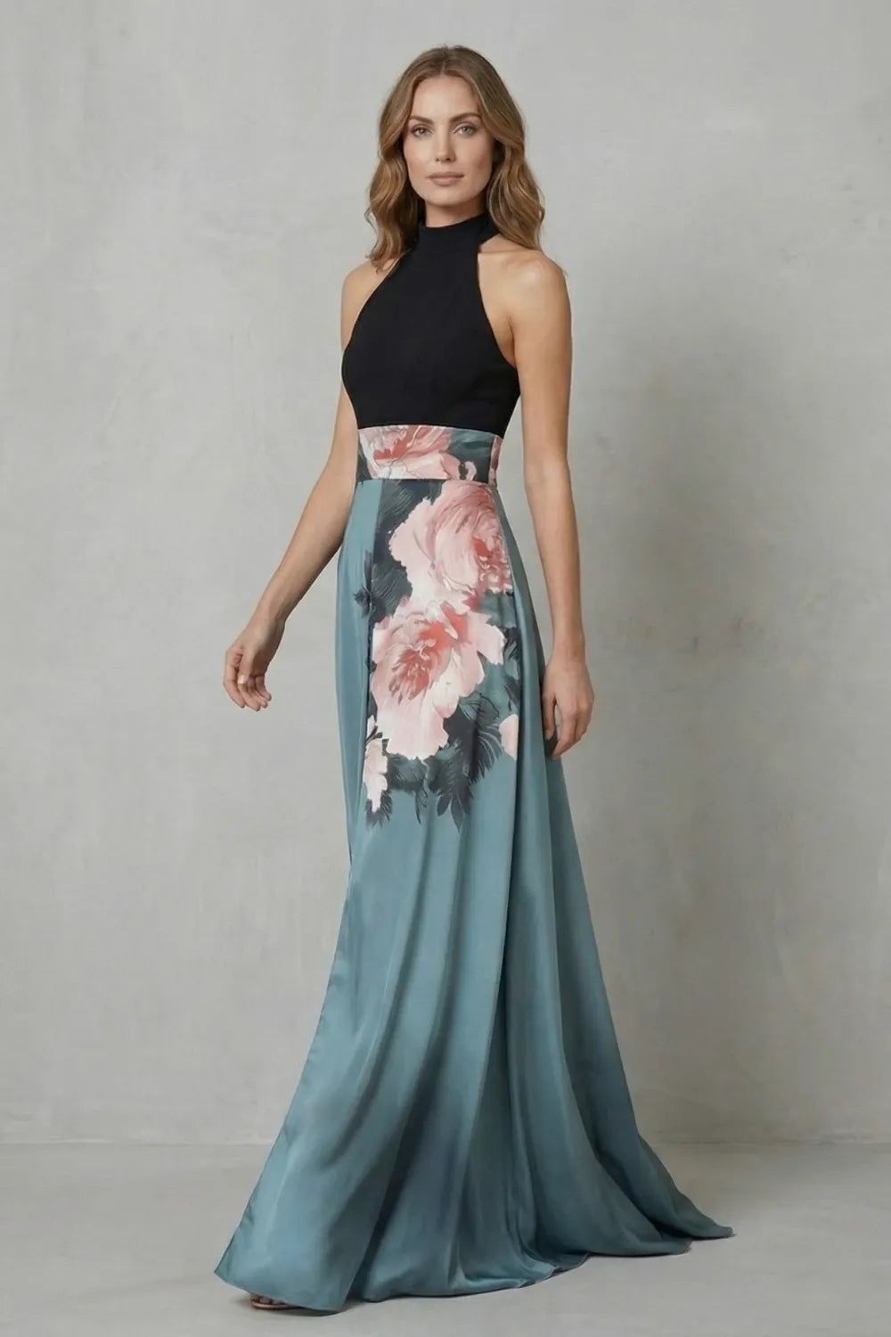 Contrast floral elegance – Maxi dress