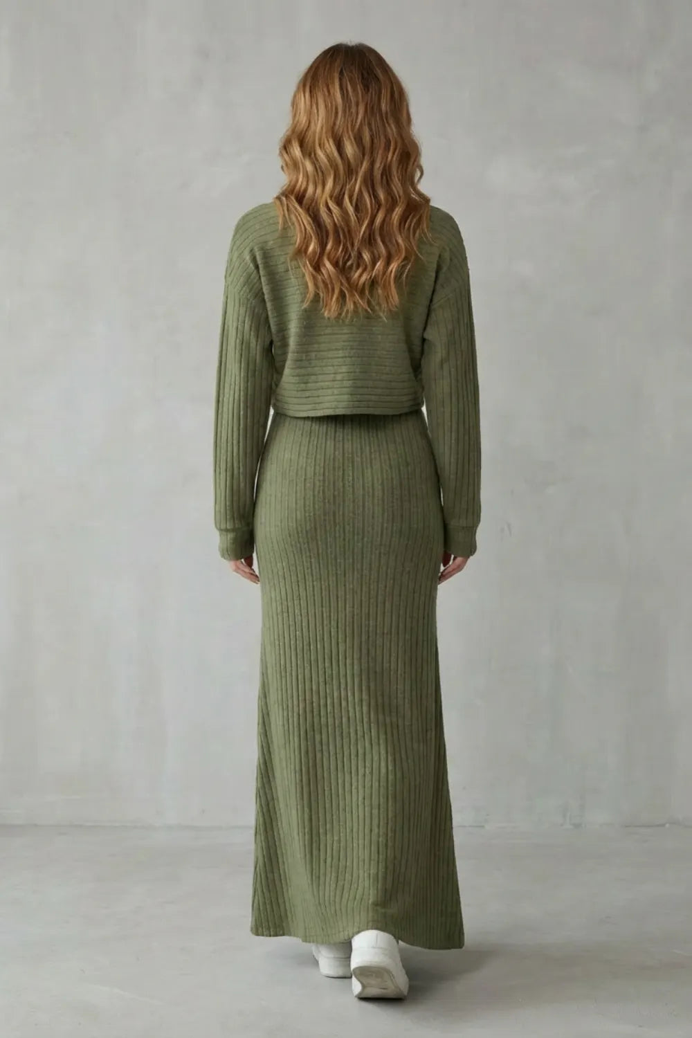 2-in-1 Ribbed Knit Set – Maxi Dress & Cropped Pullover