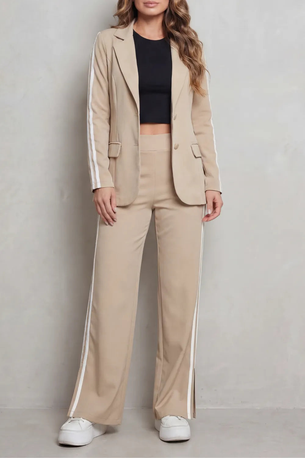 Stripe detail – Sporty elegance set