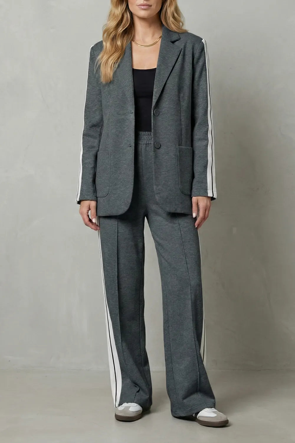 Sporty tailored contrast – Two piece set
