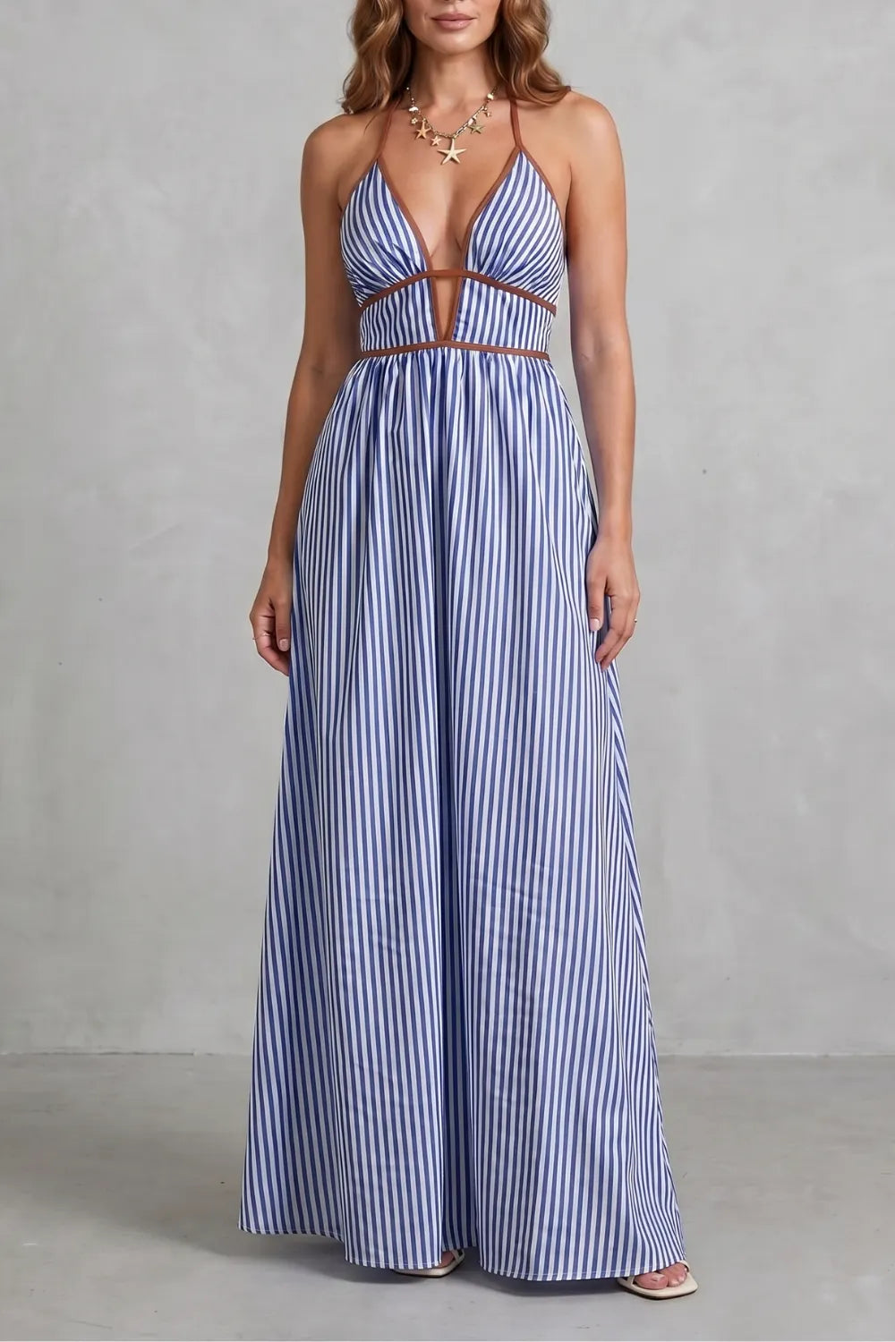 Striped backless silhouette – Maxi dress