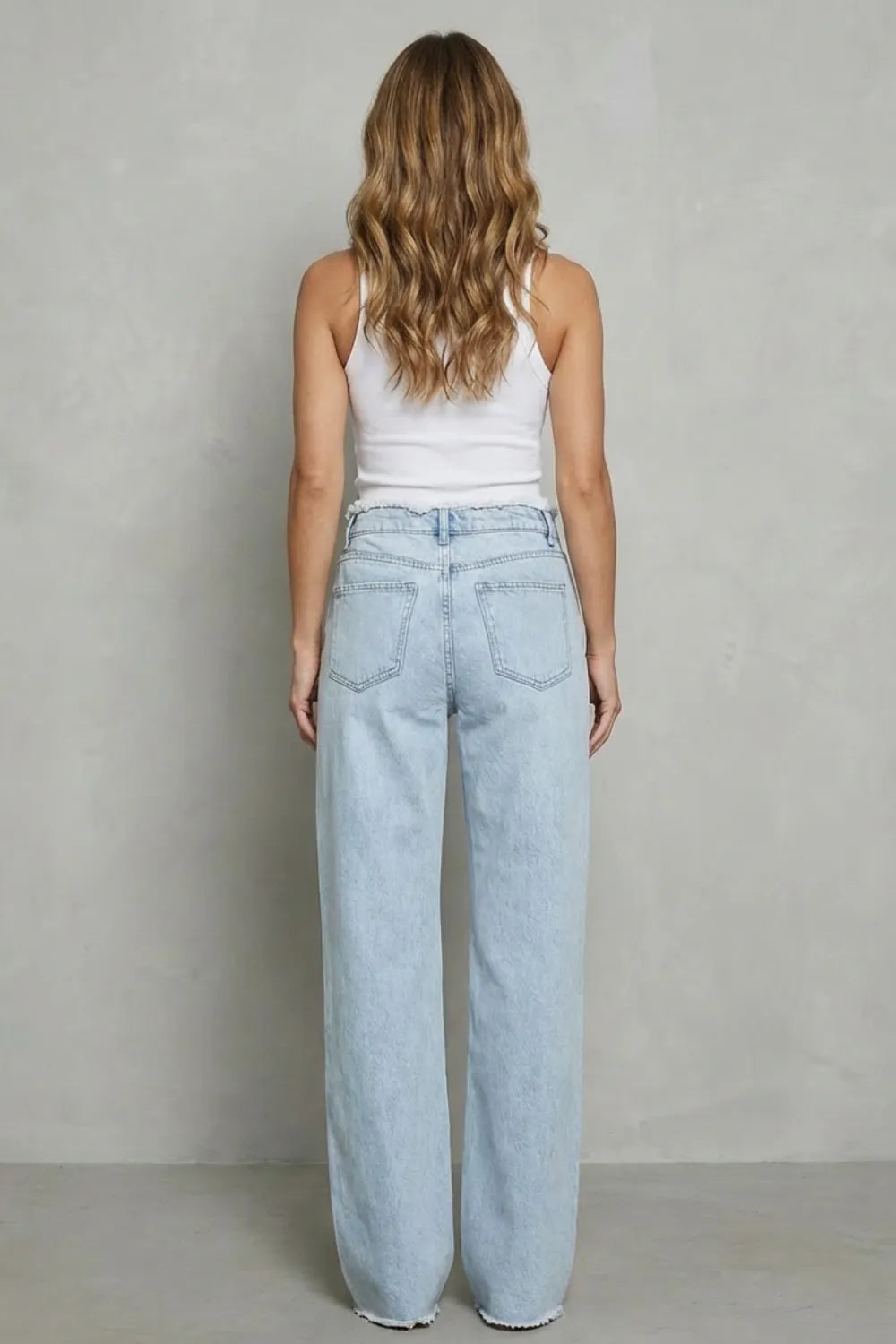 Raw hem detail – High-waist wide-leg jeans