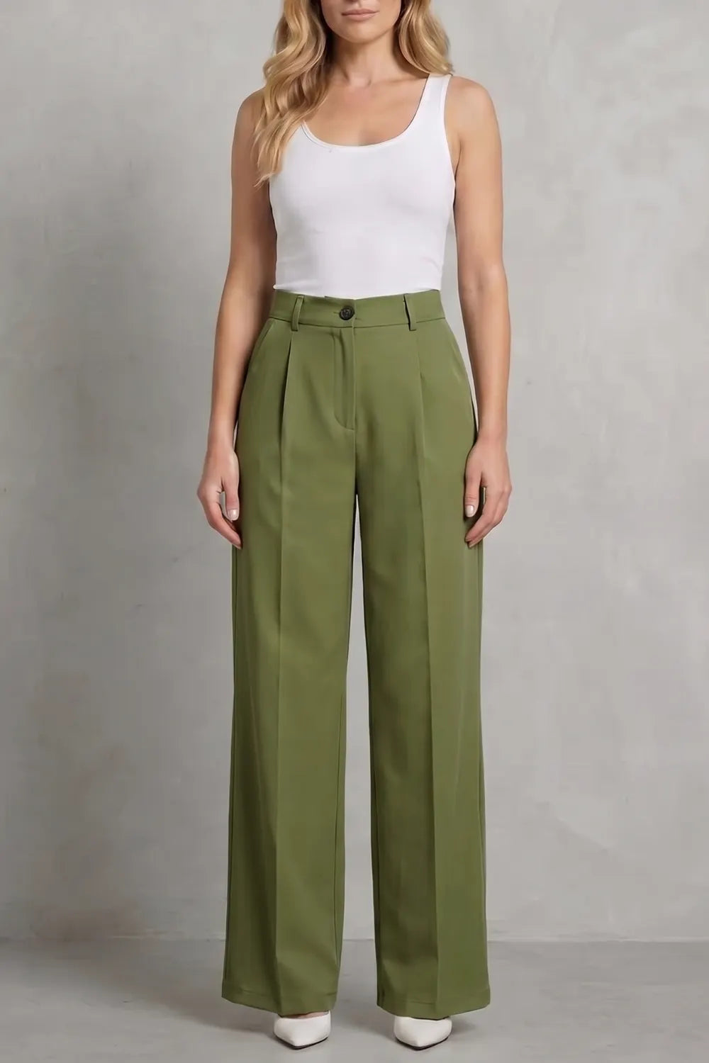 Sleek tailoring – High-waist straight-leg trousers