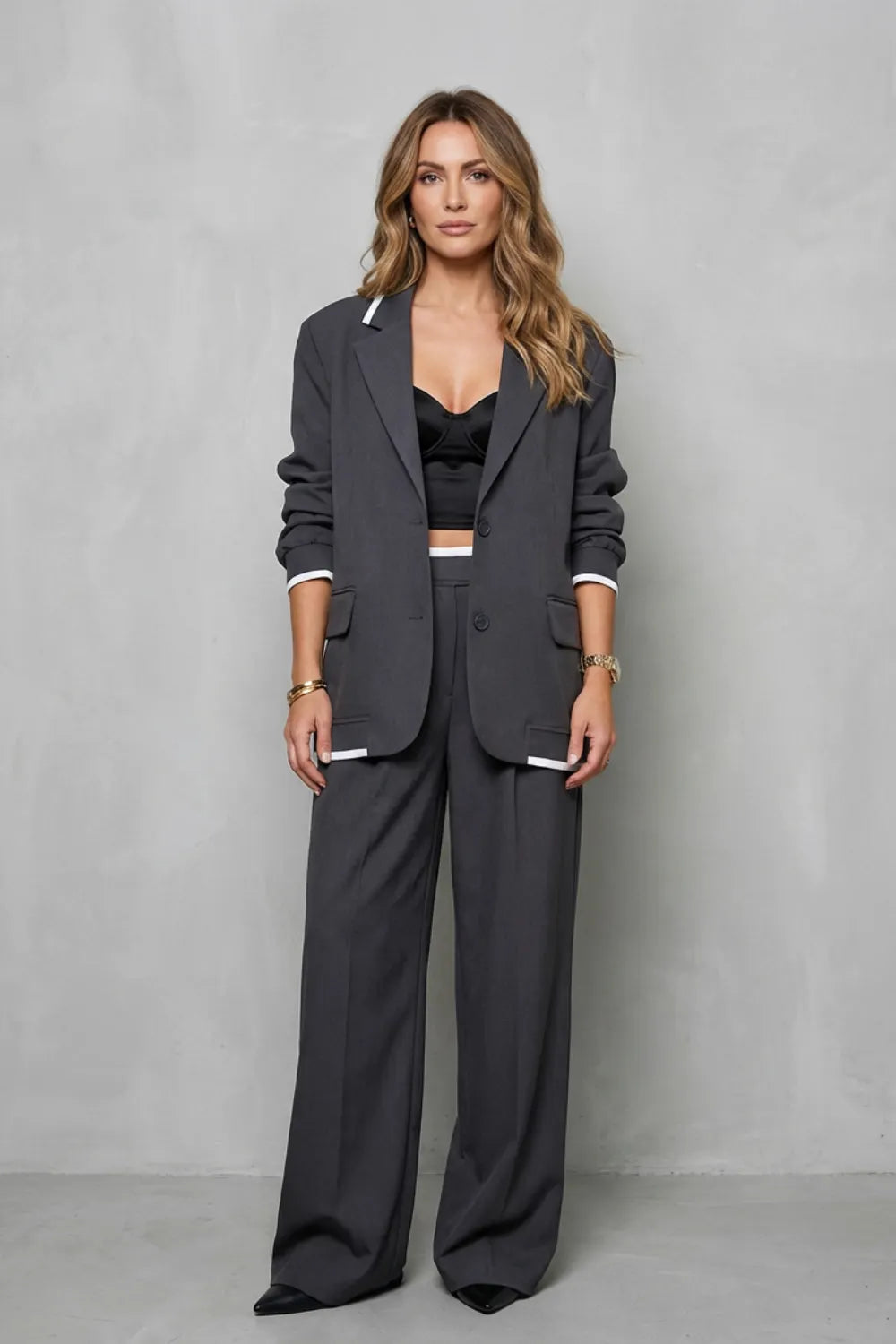 Elegant Wide-Leg Pantsuit Set – Two-Piece Power Look