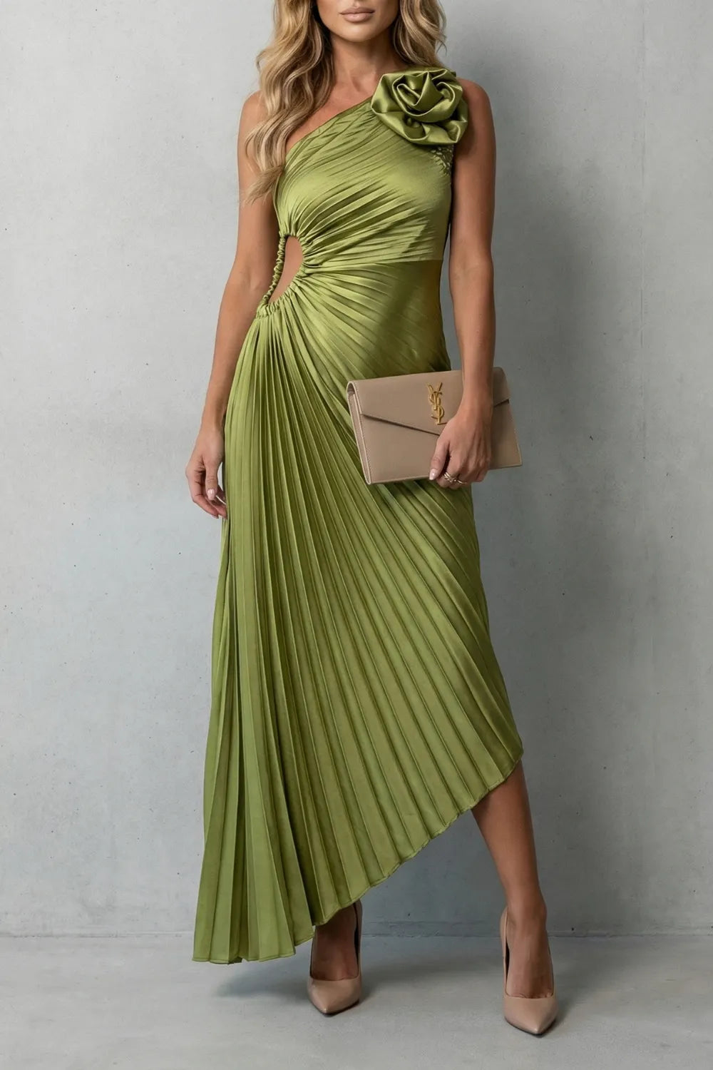 Statement elegance – Women’s One-Shoulder Pleated Maxi Dress
