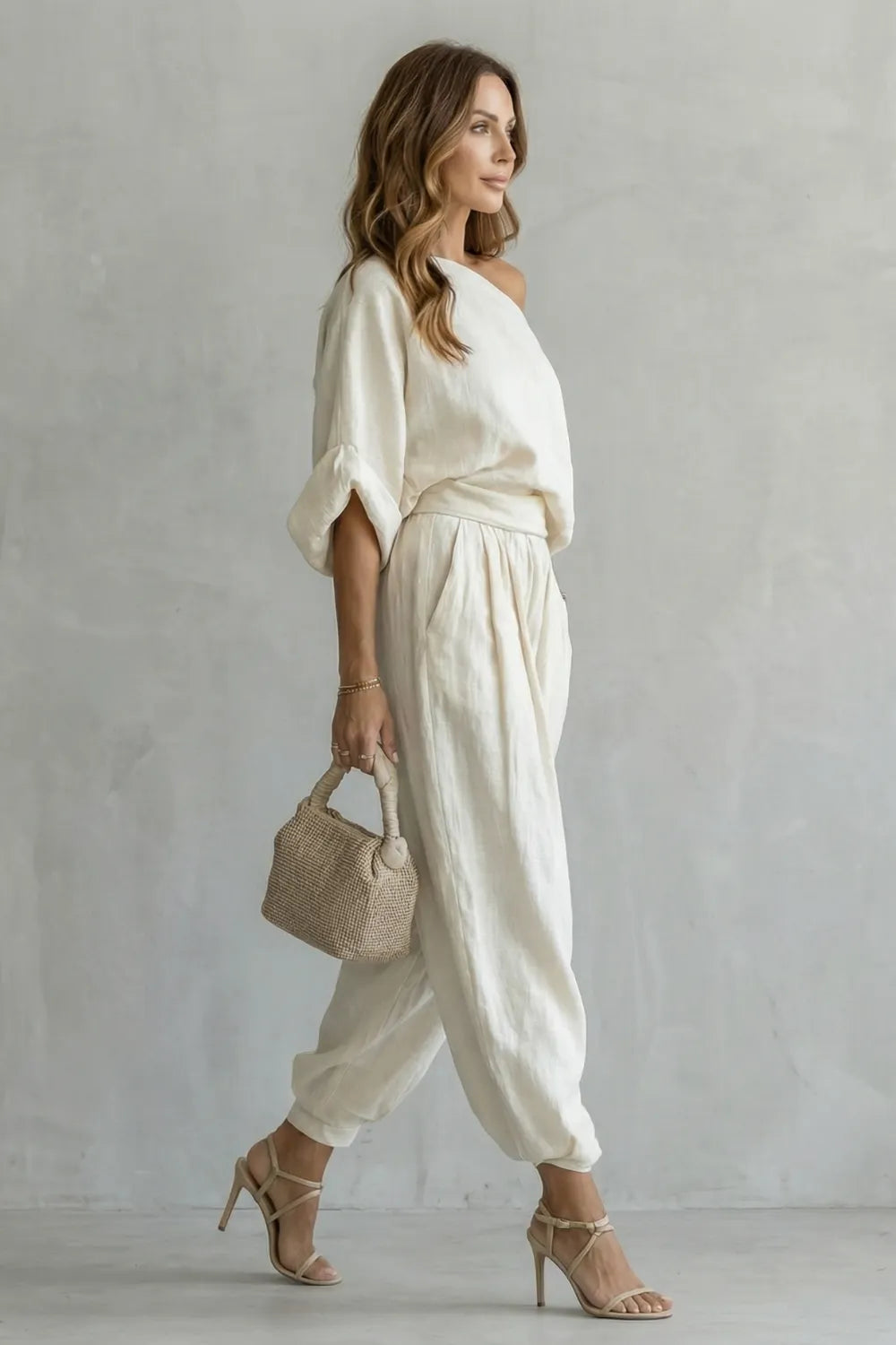 Relaxed off shoulder elegance – Two piece set