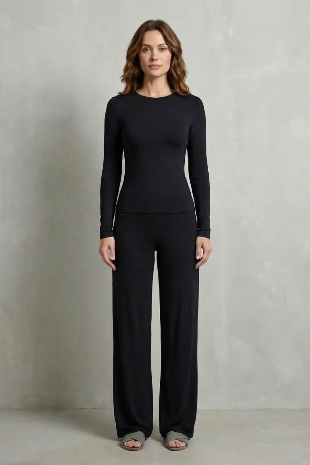 Sleek Simplicity – Pure Color Wide-Leg Pants Suit