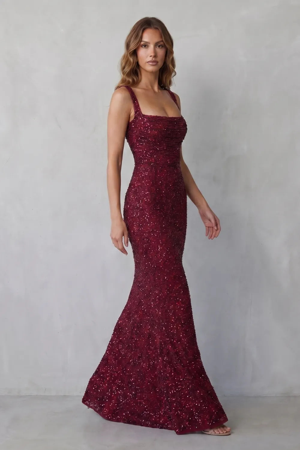 Sequin sculpt glamour – Maxi dress