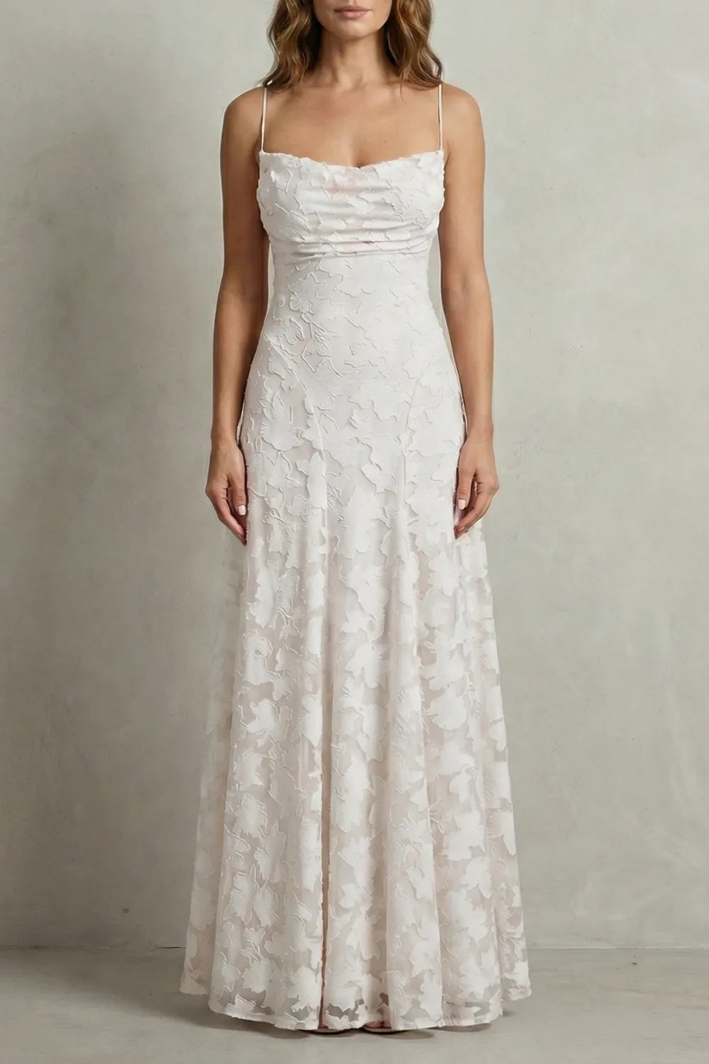 Romantic floral silhouette – Sleeveless maxi dress